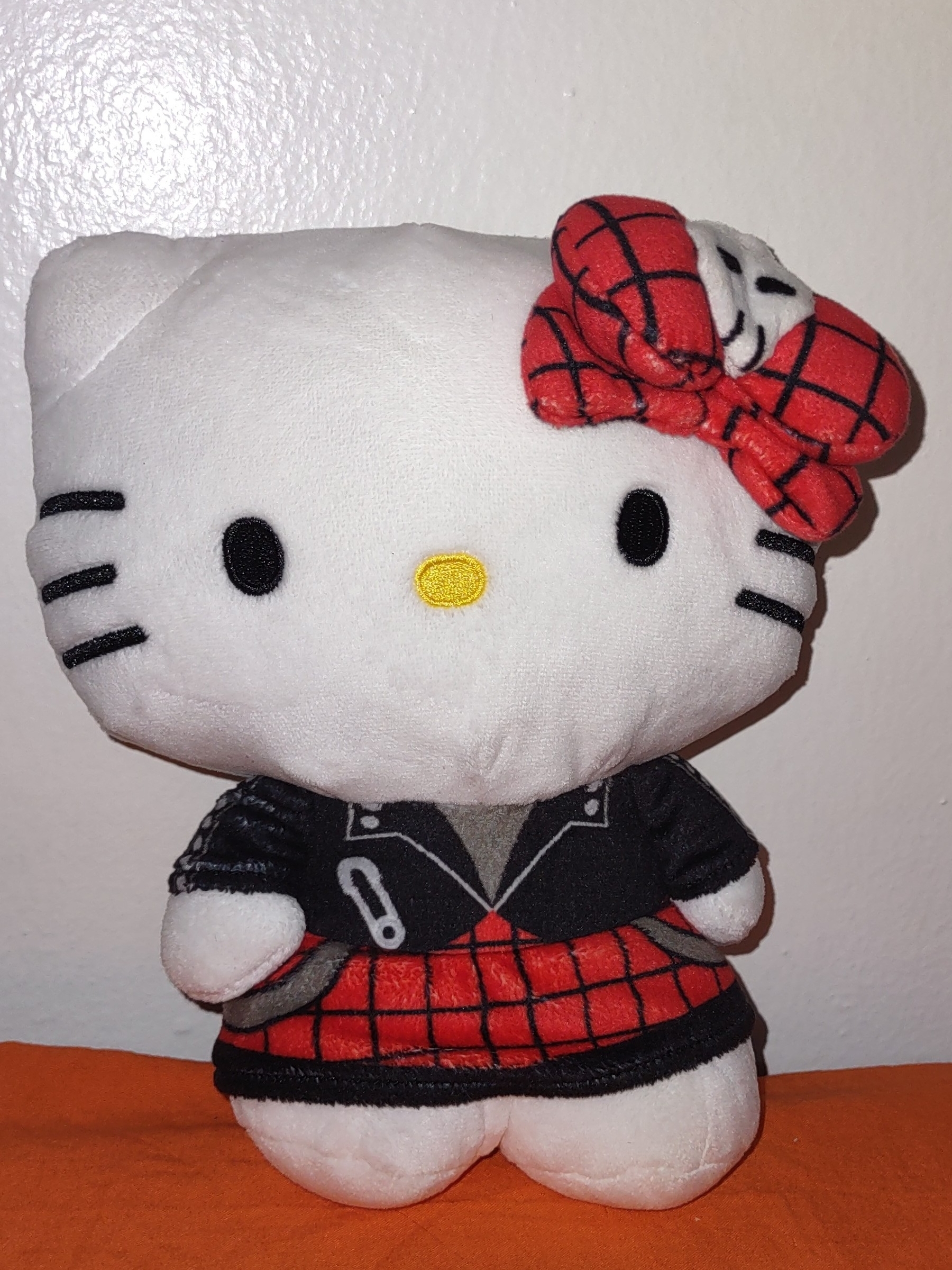 Sanrio Hello Kitty White Sanrio Hello Kitty White Plush With Red Plaid Outfit